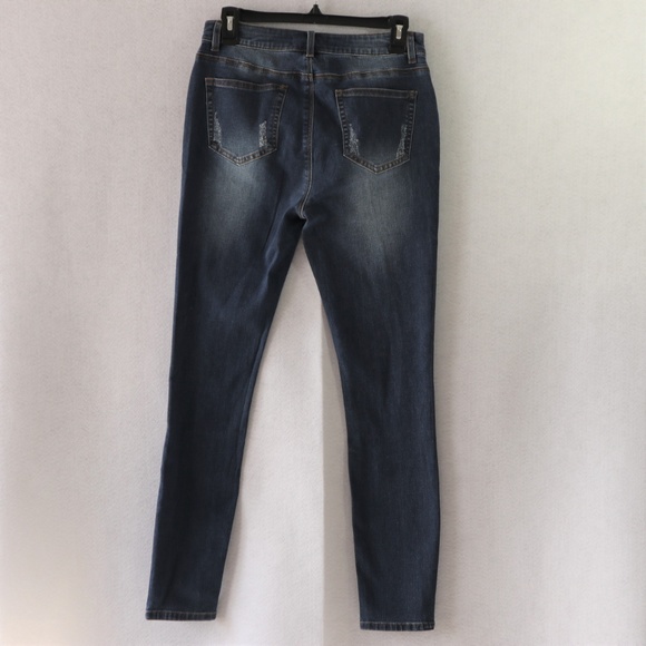 New $175 ROMEO & JULIET COUTURE Jeans Size M - Picture 7 of 8
